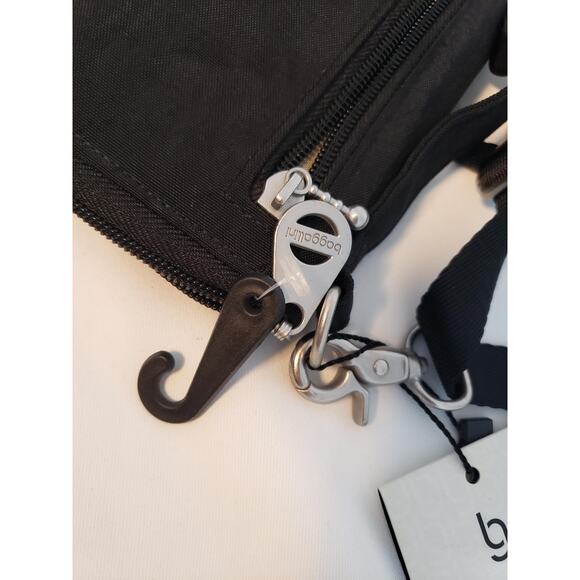 Baggallini Crossbody Wallet Womens One Size Black Brisbane Water-Resistant Nylon - Picture 11 of 13